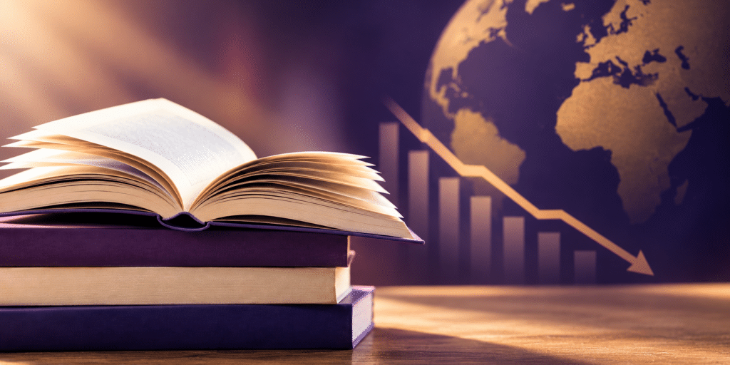 PISA 2025: Bücher und abwärts verlaufender Graph symbolisieren die sinkende Lesekompetenz